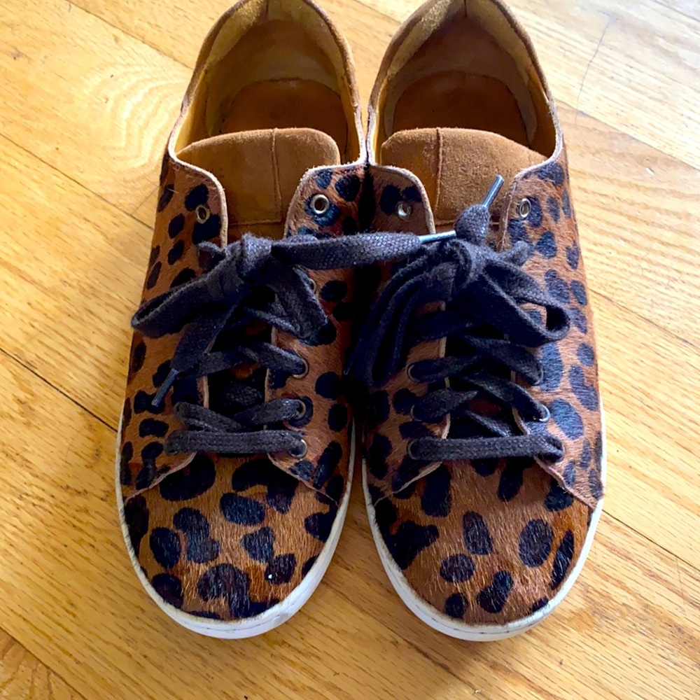 Sezane Jack sneakers in leopard.